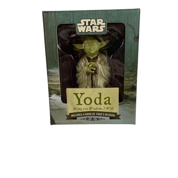 STAR WARS Yoda Bring You Wisdom, I Will Statue Figure Includes Book NWOT - Picture 2 of 8